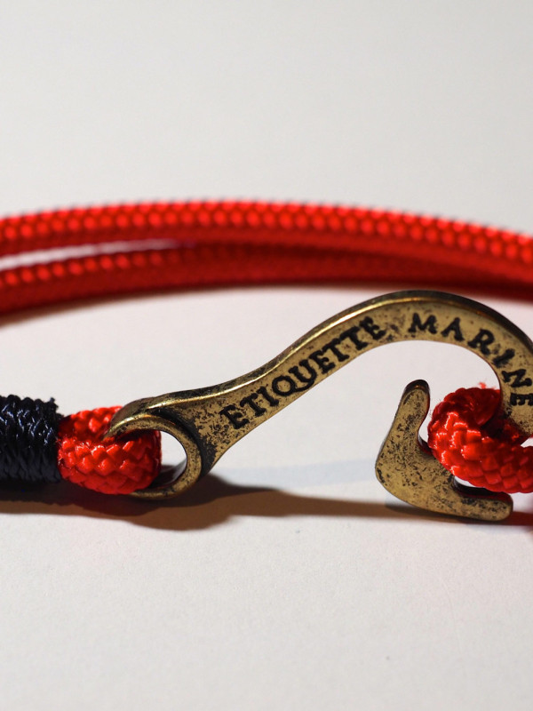 Hook Red with Navy Antique